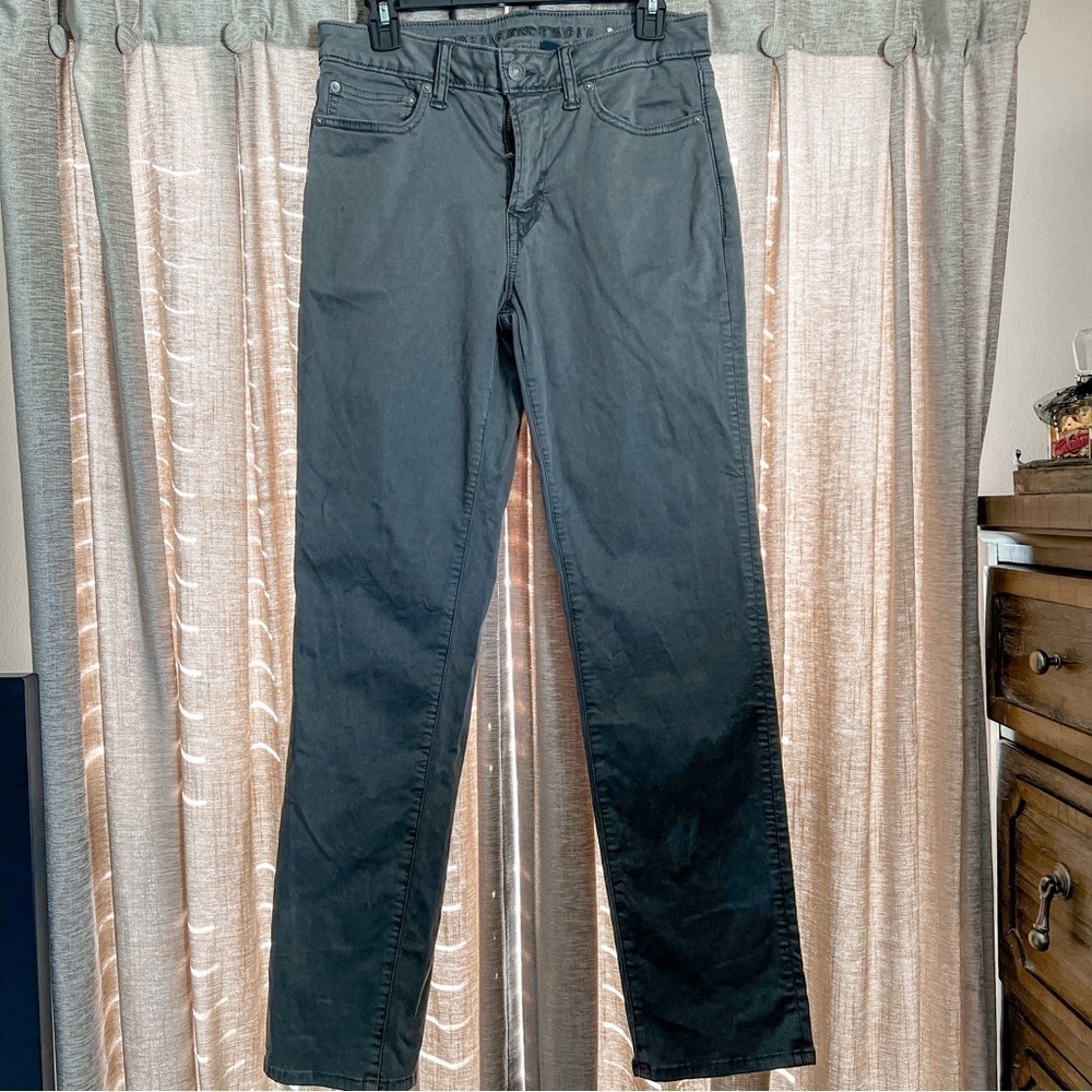 American Eagle Flex Soft Twill Original Straight Pant in Gray Size 29 x 32